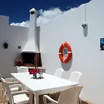Nyaraló Casa Azmira Del Mar *
